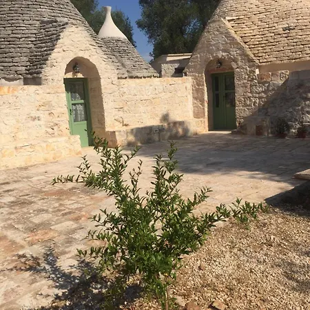 Trullo Amato Villa *