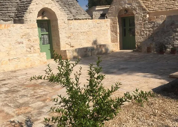 Trullo Amato Villa *